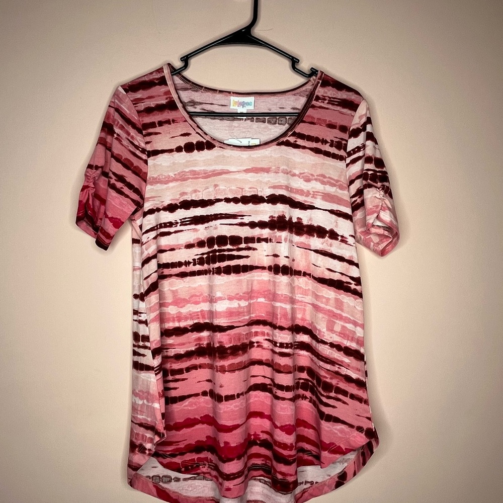 NWT LulaRoe Morgan Flare T Shirt